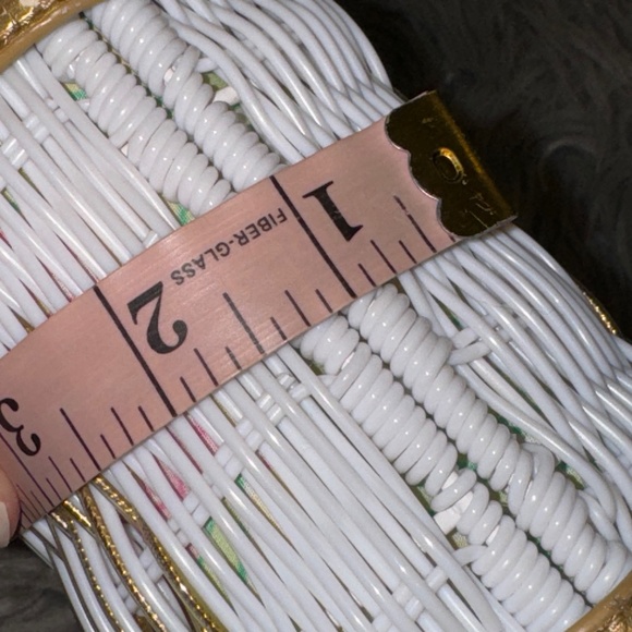 RARE Lilly Pulitzer Wicker Clam Style Handbag Purse White Gold - Picture 13 of 16